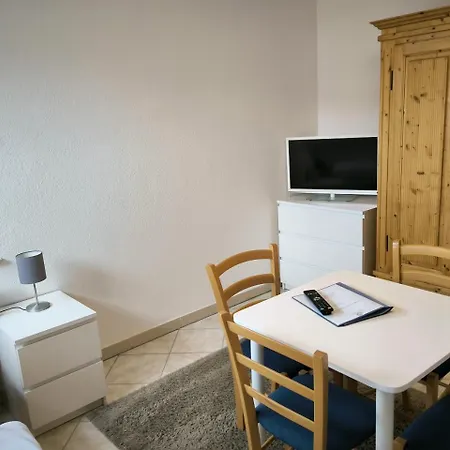 Appartement Mona Lisa - Ferienzimmer 7 Goehren (Ruegen)